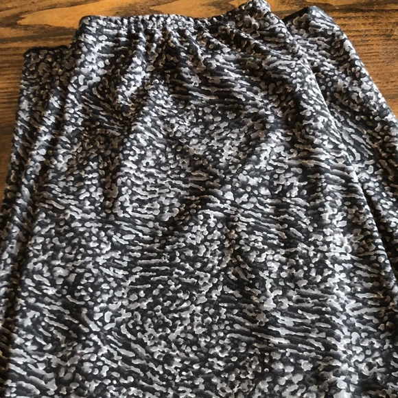 Skirt bundle. Small and medium sizes. 2 skirts. - Picture 11 of 11